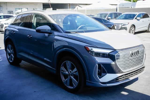Thumbnail: 2023 Audi Q4 e-tron - 5