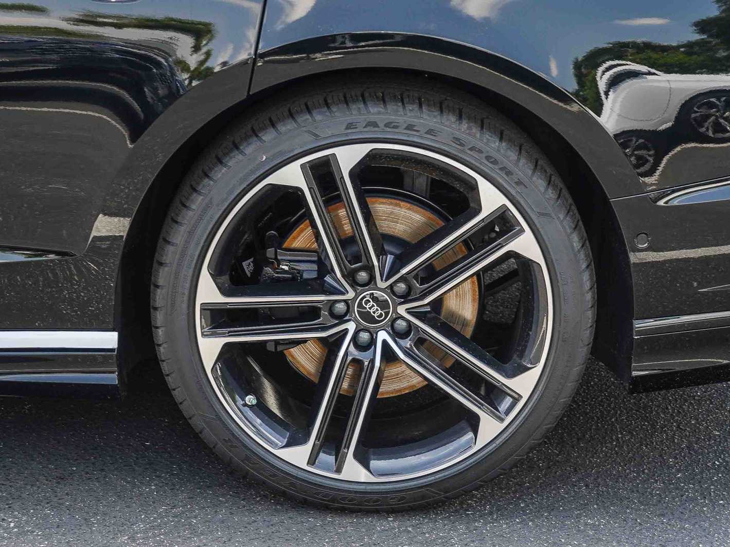 Thumbnail: 2026 Audi A8 - 11