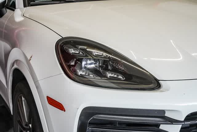 Thumbnail: 2023 Porsche Cayenne - 6