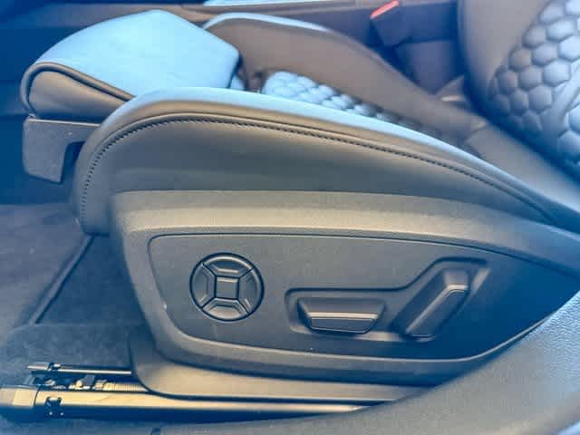 Thumbnail: 2025 Audi RS 3 - 21