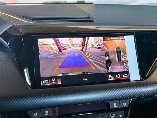 Thumbnail: 2026 Audi RS e-tron GT - 22