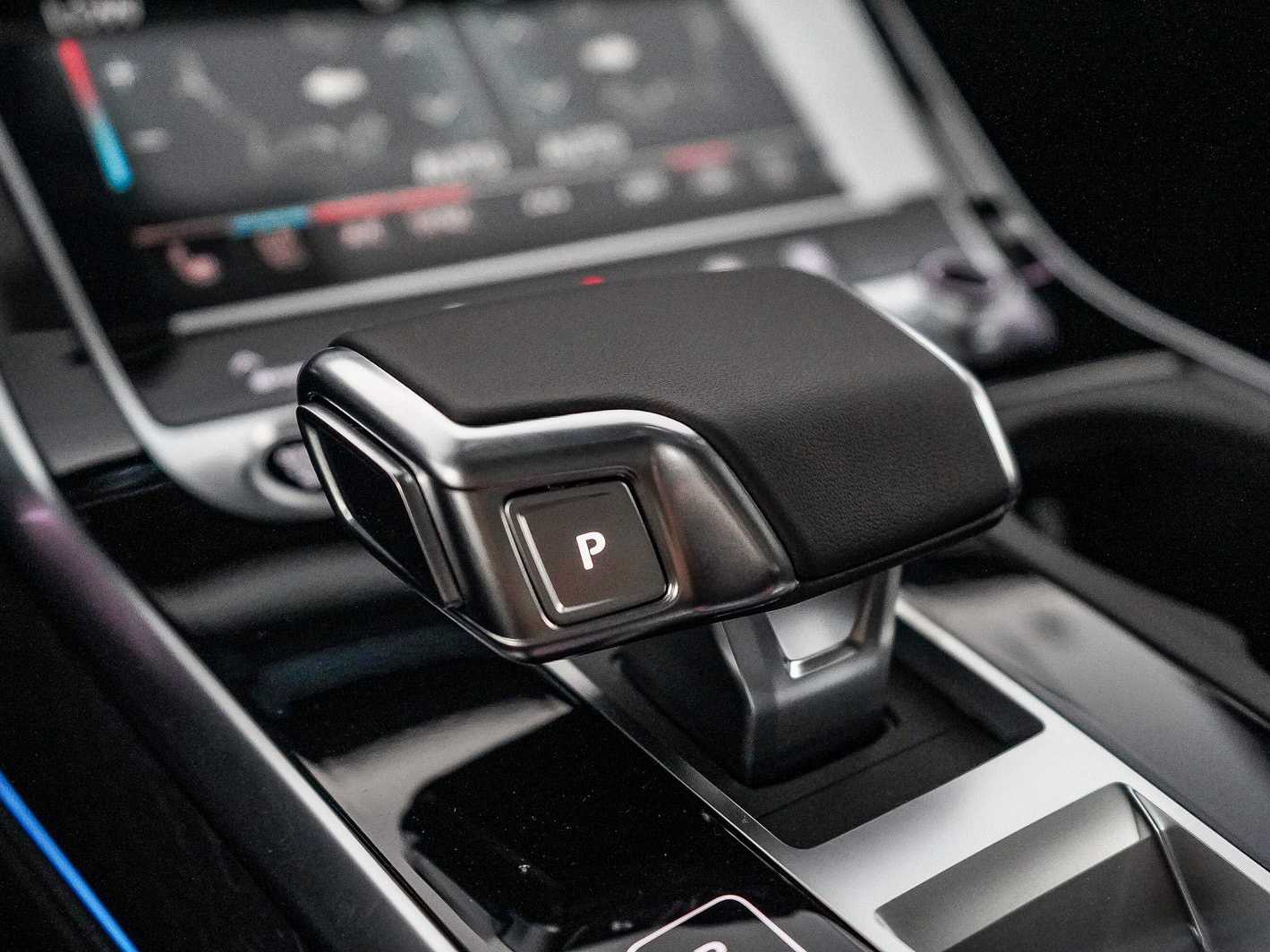 Thumbnail: 2026 Audi Q7 - 24