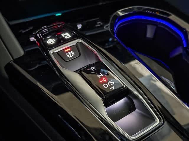 Thumbnail: 2025 Audi Q5 - 25