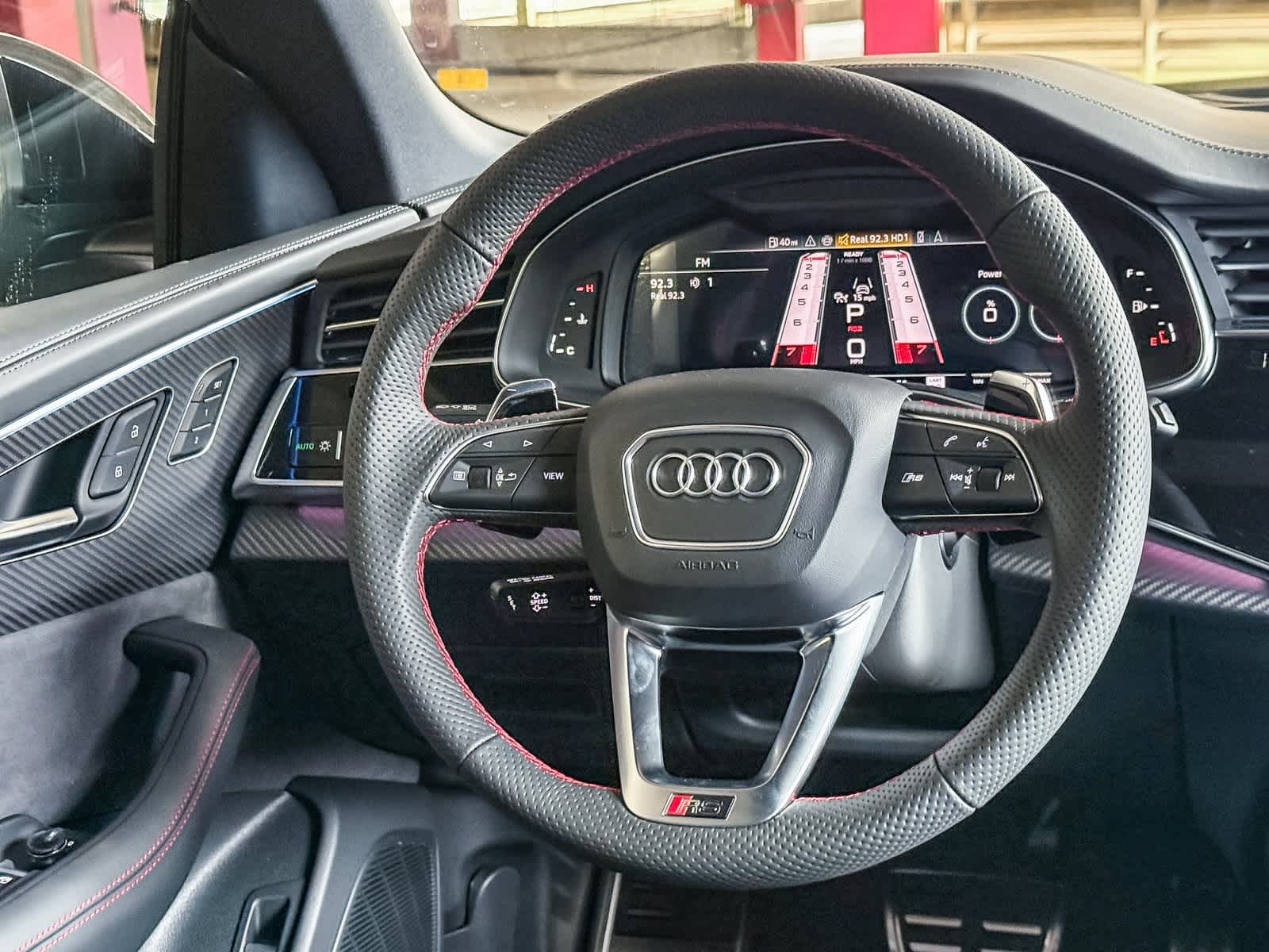 Thumbnail: 2026 Audi RS Q8 - 15