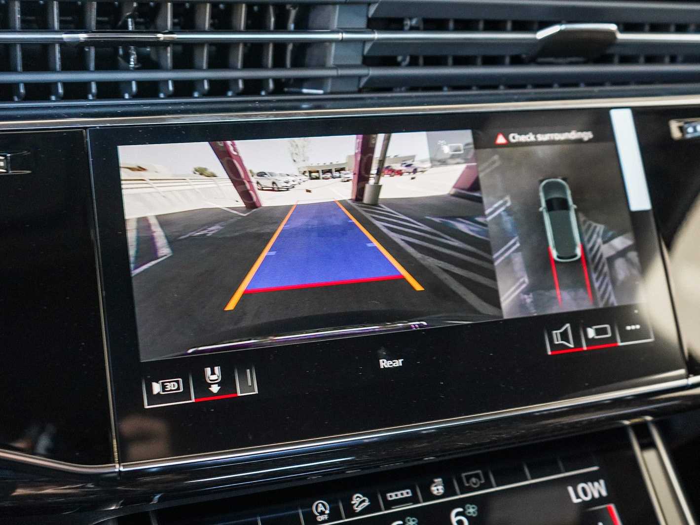 Thumbnail: 2026 Audi Q7 - 25