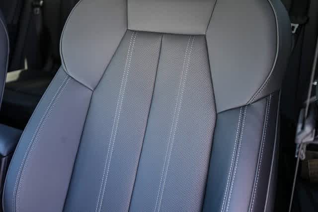 Thumbnail: 2025 Audi Q5 - 31