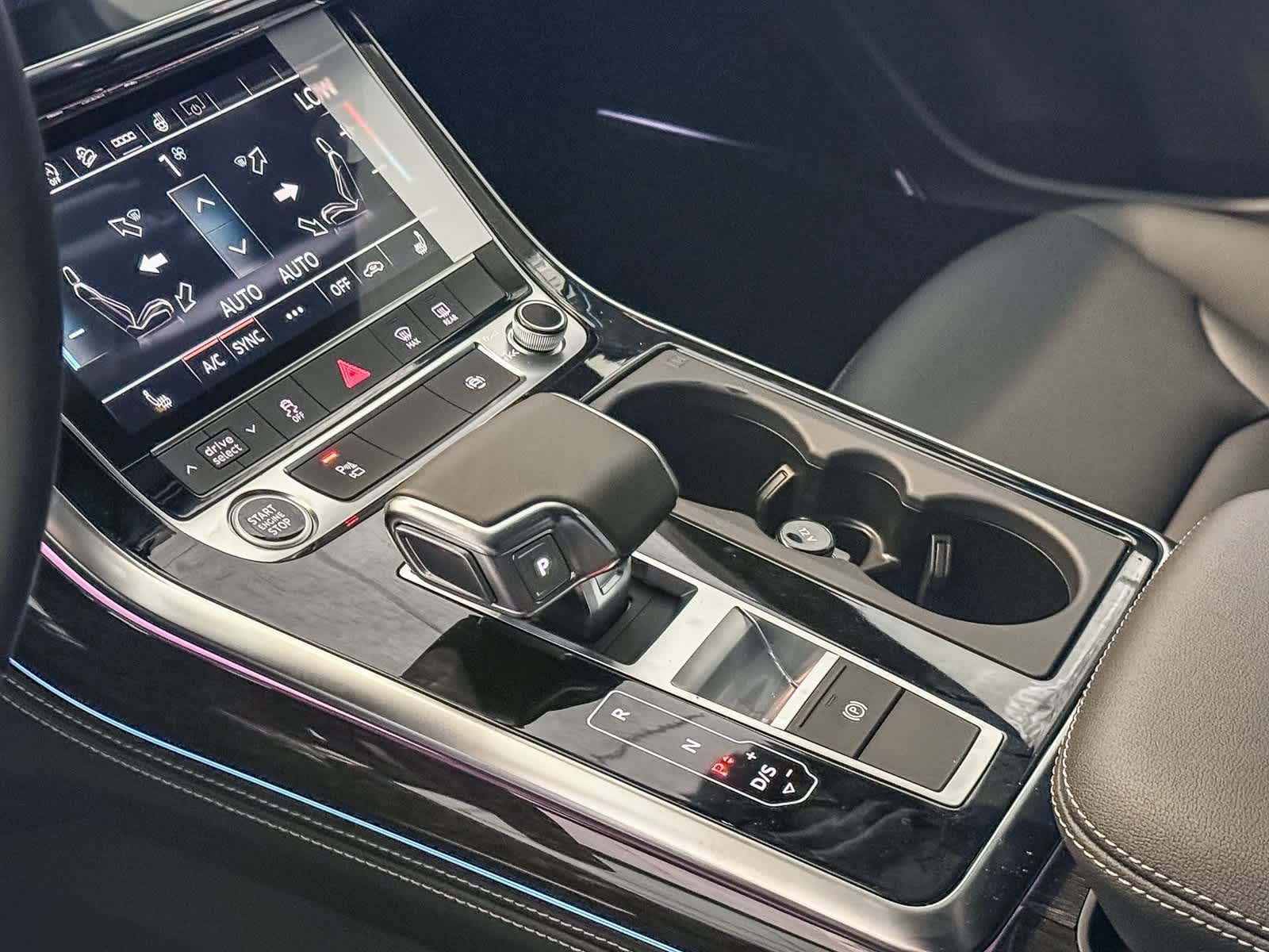 Thumbnail: 2026 Audi Q7 - 20