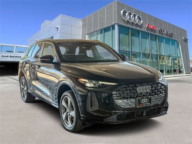 Thumbnail: 2025 Audi Q5 - 3