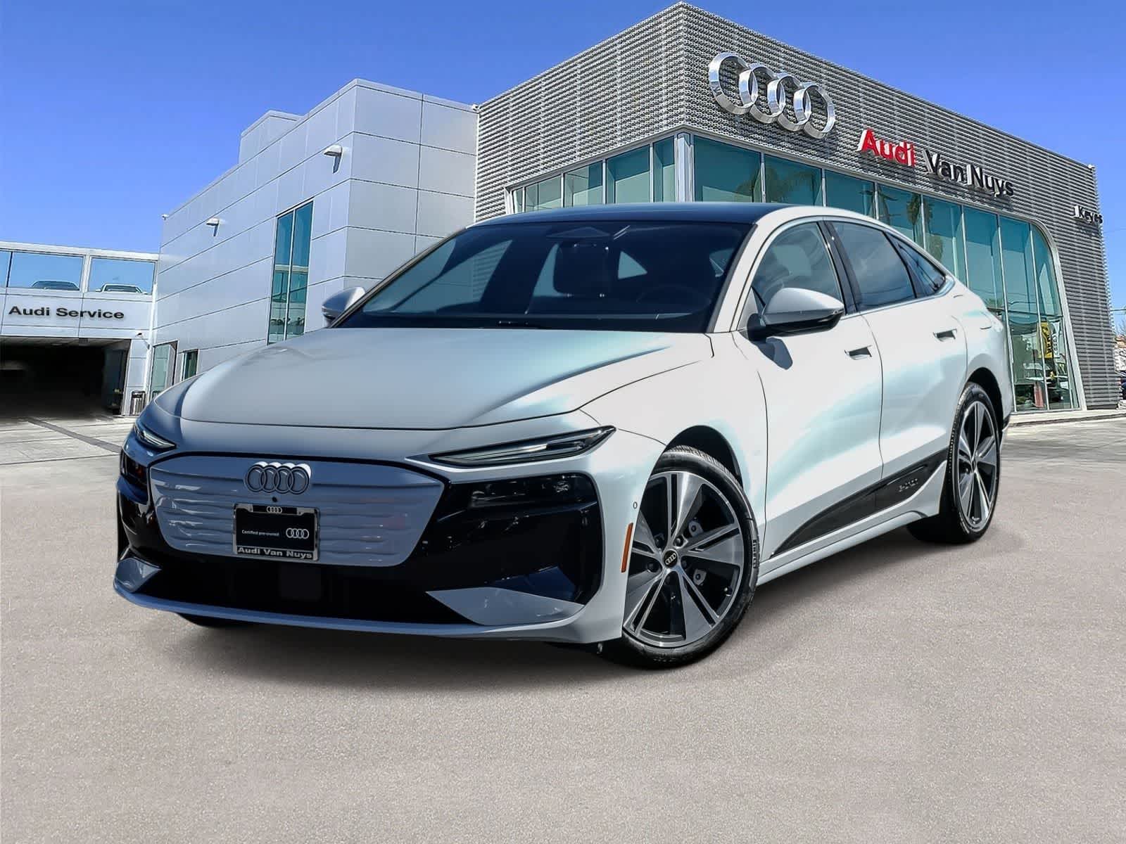 2025 Audi e-tron Premium -
                  Sherman Oaks, CA