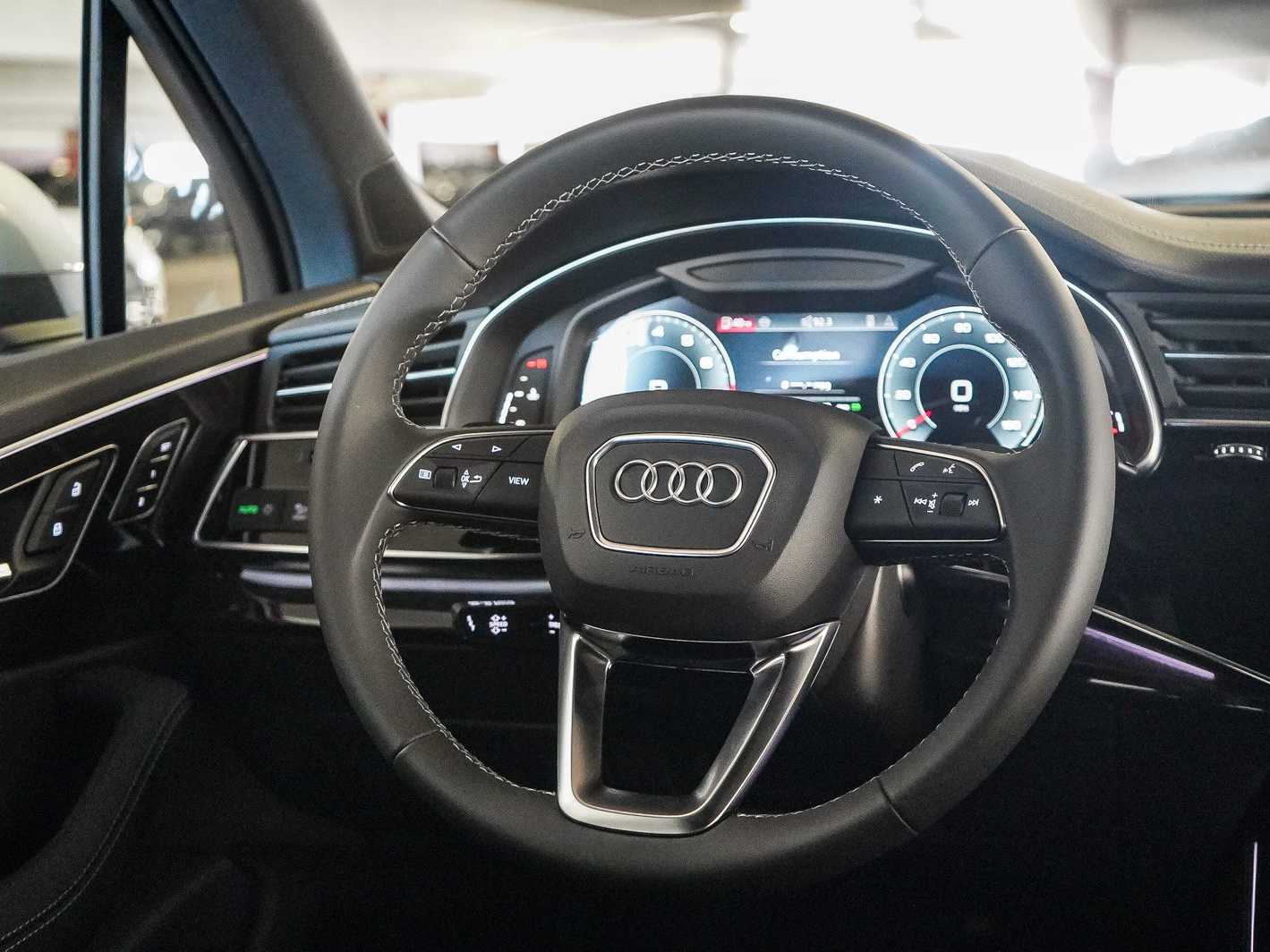 Thumbnail: 2026 Audi Q7 - 15