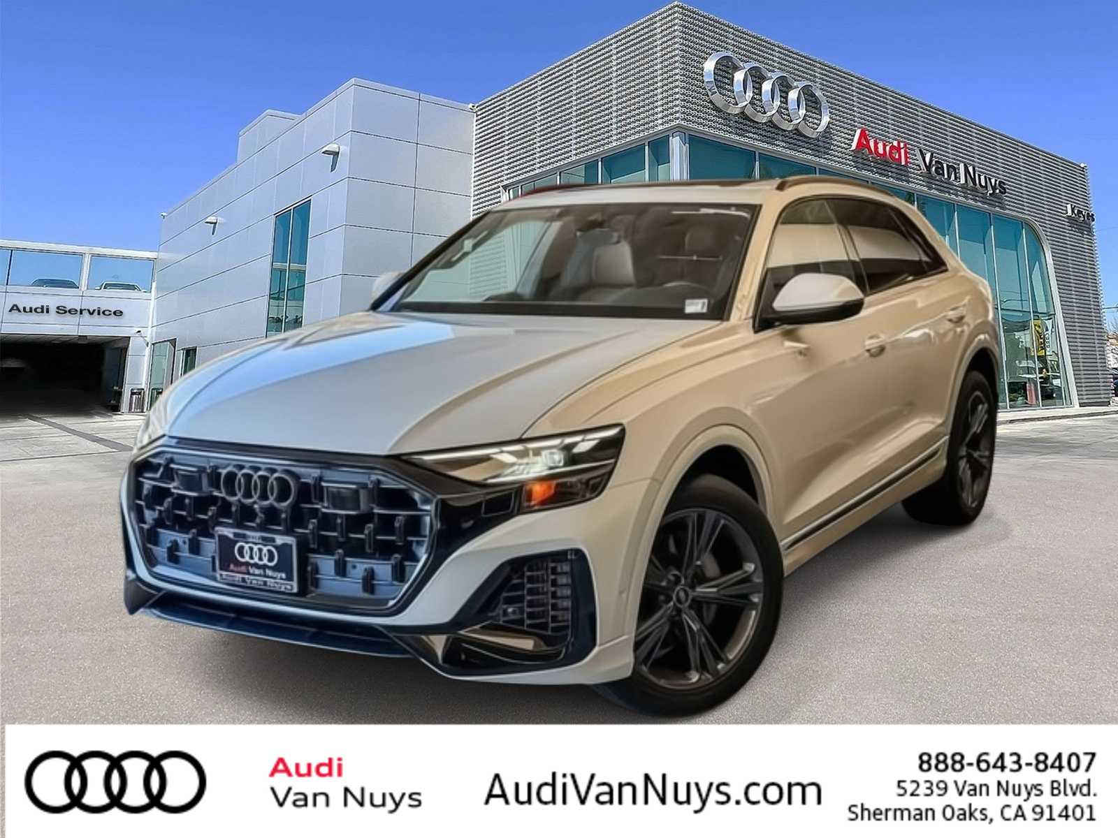 Thumbnail: 2026 Audi Q8 - 1