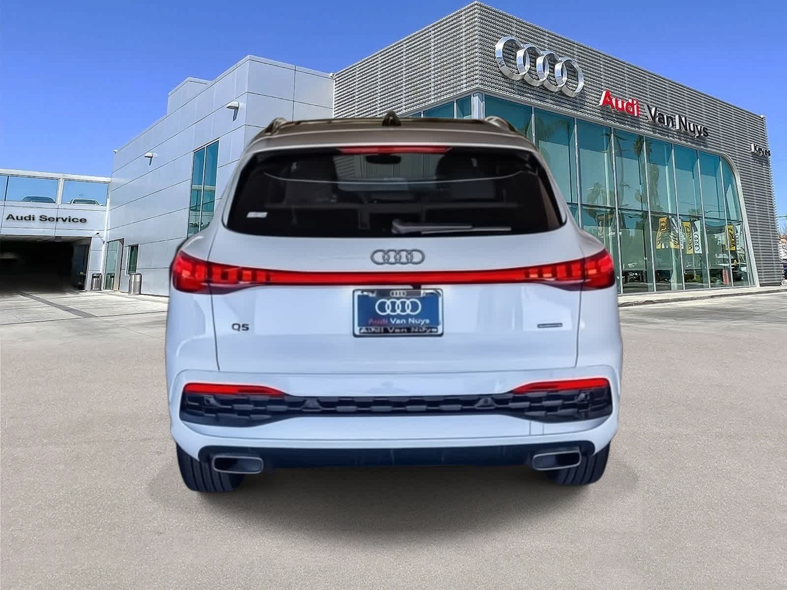 Thumbnail: 2025 Audi Q5 - 5