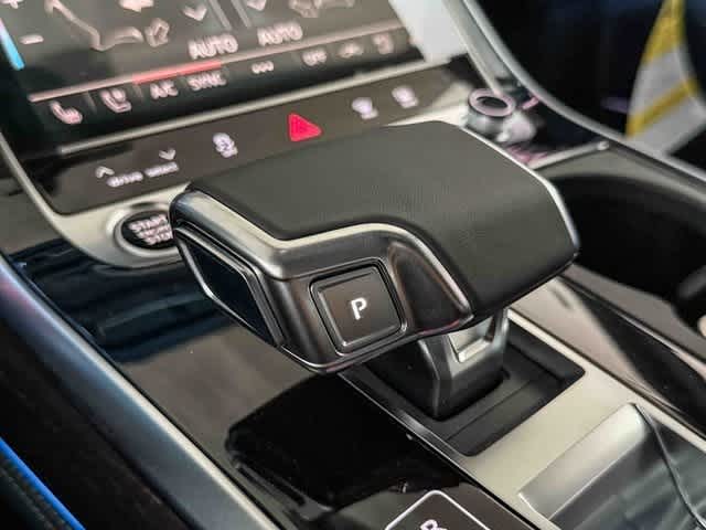 Thumbnail: 2025 Audi Q7 - 24