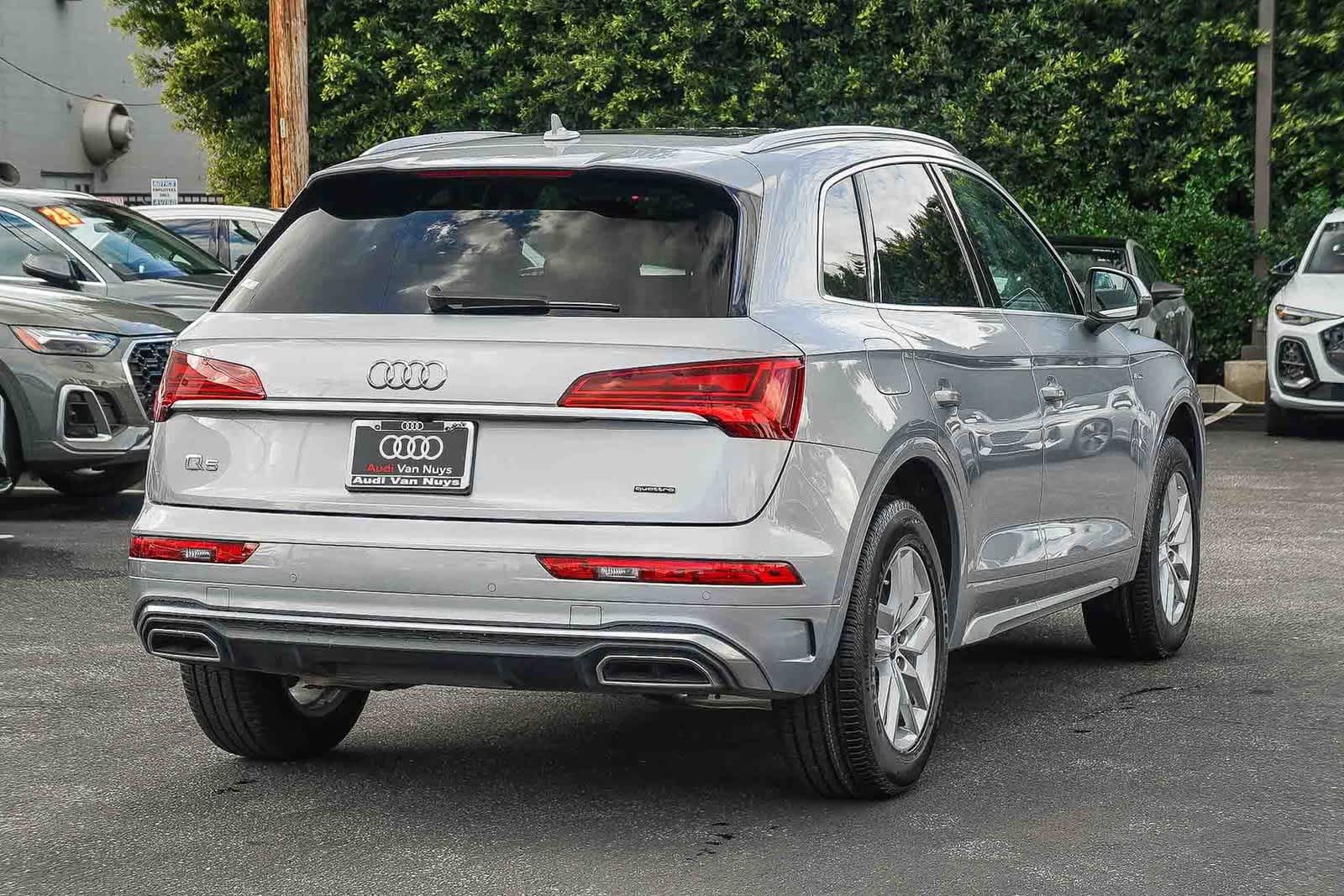 Thumbnail: 2023 Audi Q5 - 4