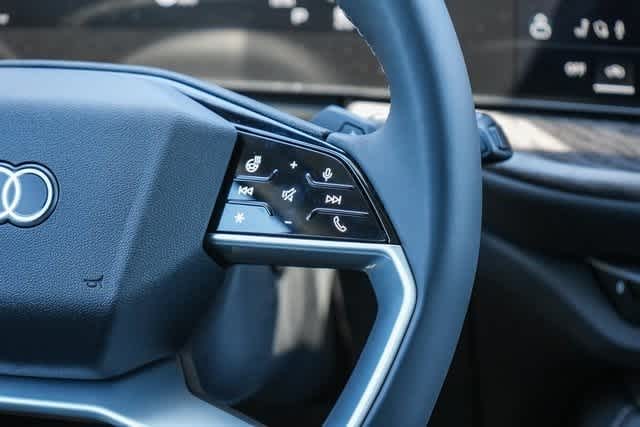 Thumbnail: 2025 Audi Q5 - 19