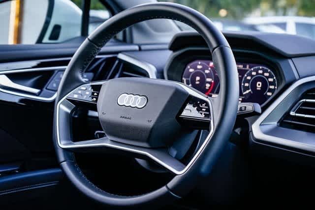 2024 Audi Q4 e-tron Premium 15