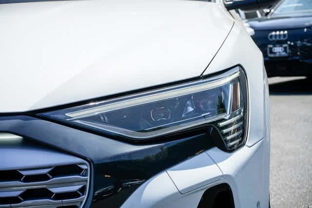 Thumbnail: 2024 Audi Q8 e-tron - 7