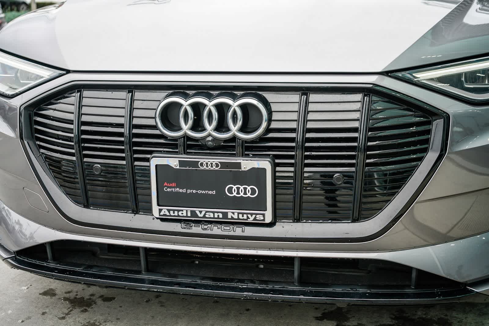 Thumbnail: 2023 Audi e-tron - 8