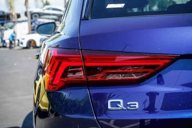 Thumbnail: 2021 Audi Q3 - 9