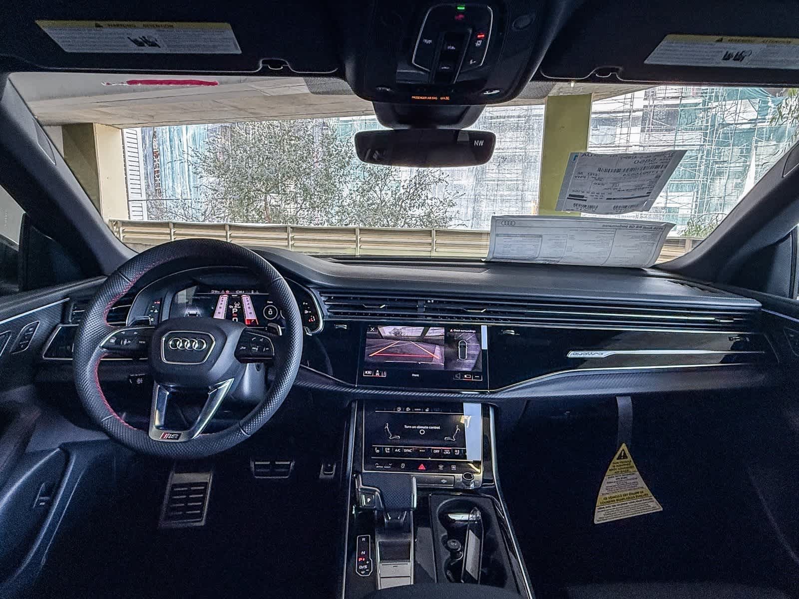 Thumbnail: 2026 Audi RS Q8 - 12