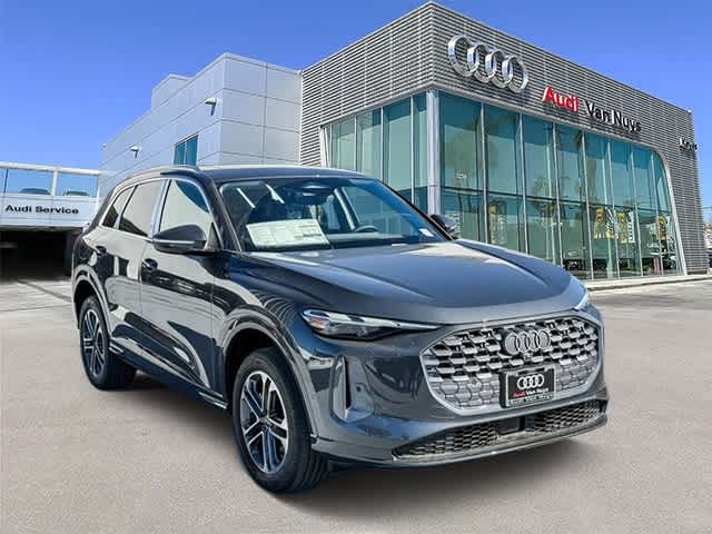 Thumbnail: 2025 Audi Q5 - 3