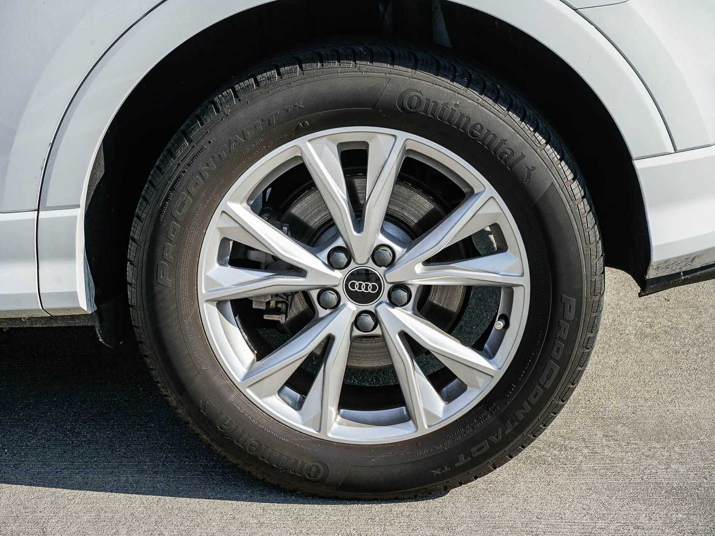 Thumbnail: 2023 Audi Q3 - 10