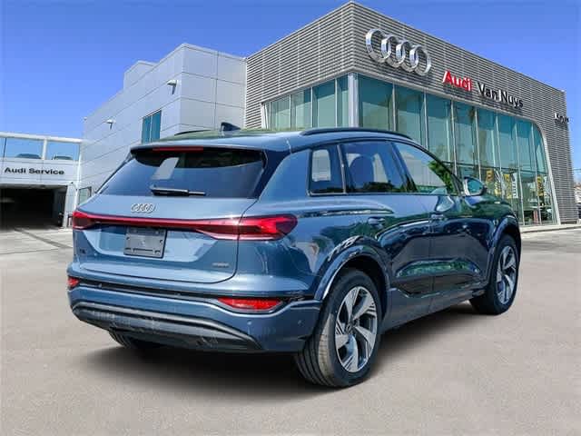 Thumbnail: 2025 Audi Q6 e-tron - 4