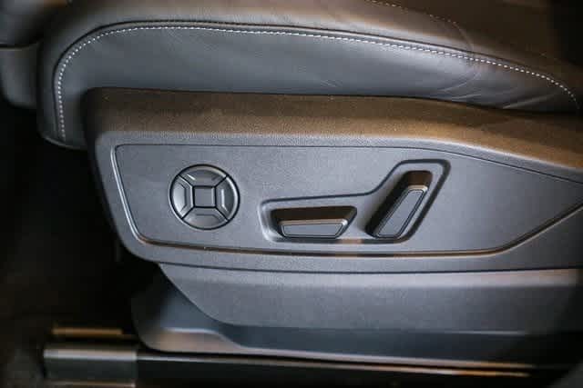 Thumbnail: 2025 Audi Q5 - 21