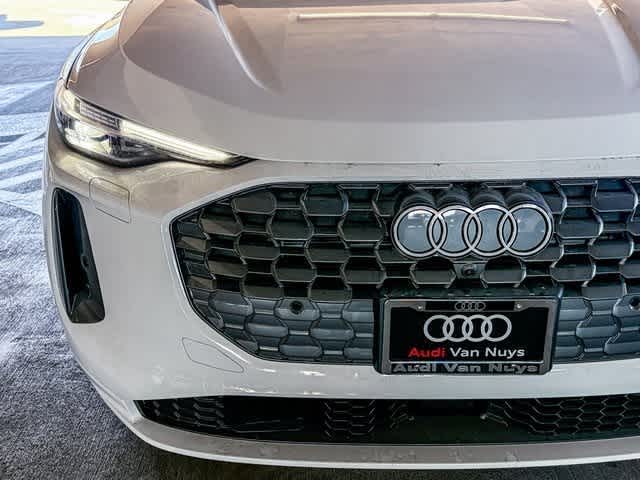 Thumbnail: 2025 Audi Q5 - 11