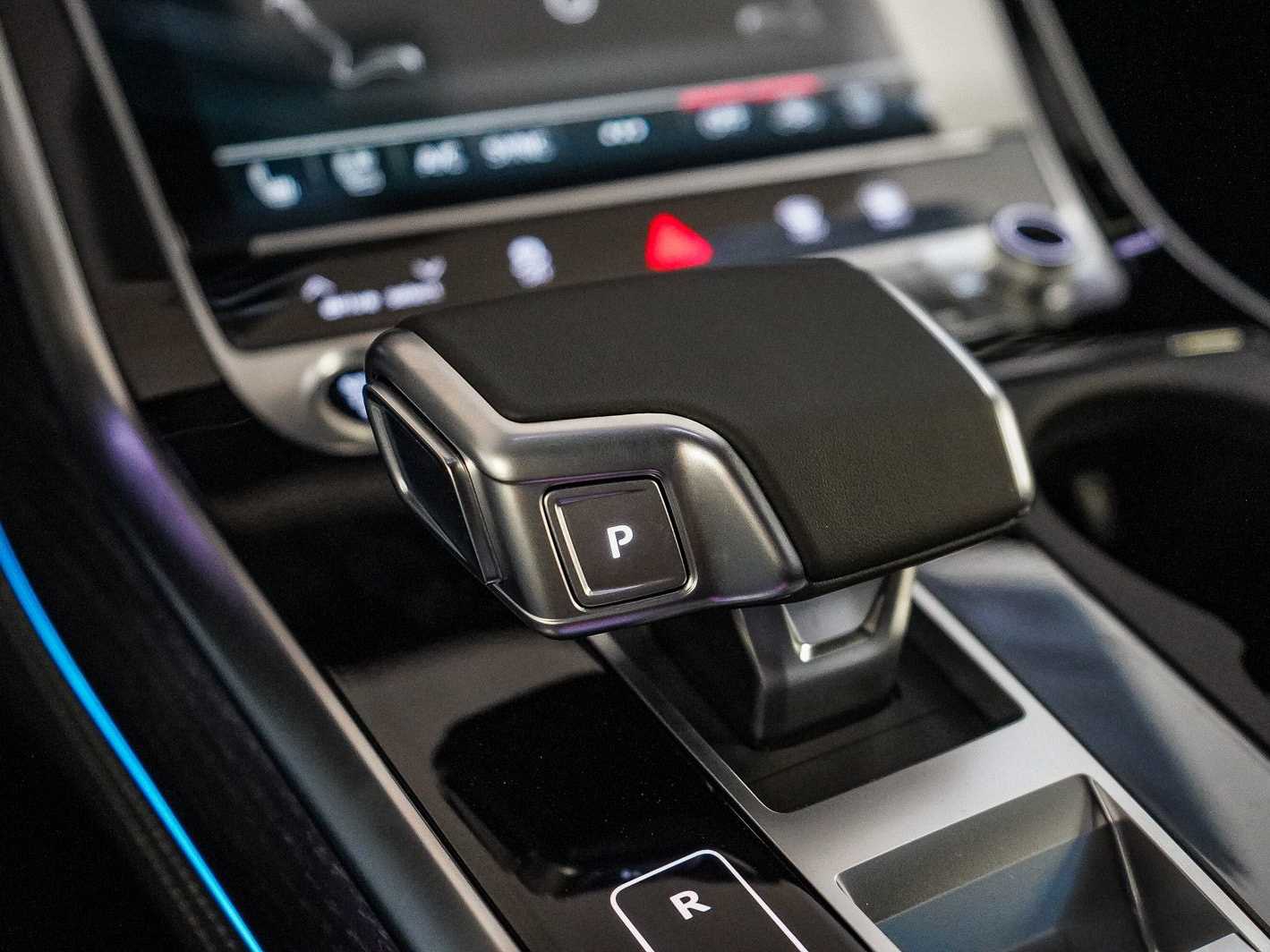 Thumbnail: 2026 Audi Q7 - 24