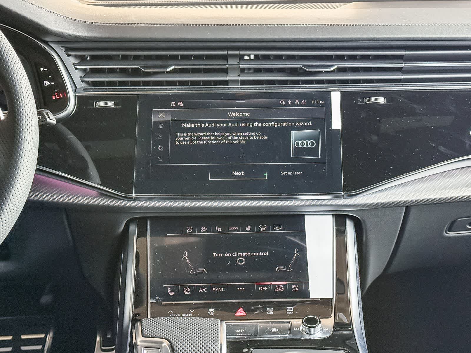 Thumbnail: 2026 Audi RS Q8 - 14