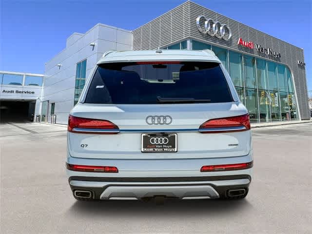 Thumbnail: 2025 Audi Q7 - 5