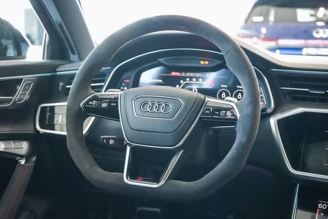 Thumbnail: 2025 Audi RS 6 - 17