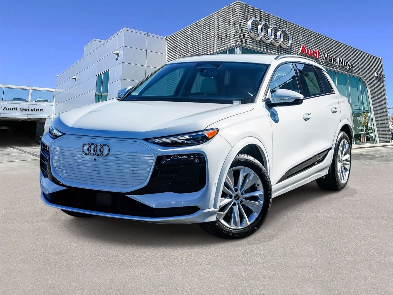 2025 Audi Q6 e-tron Premium -
                  Sherman Oaks, CA