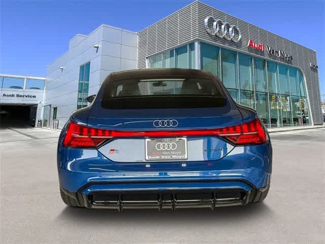Thumbnail: 2025 Audi e-tron GT - 5