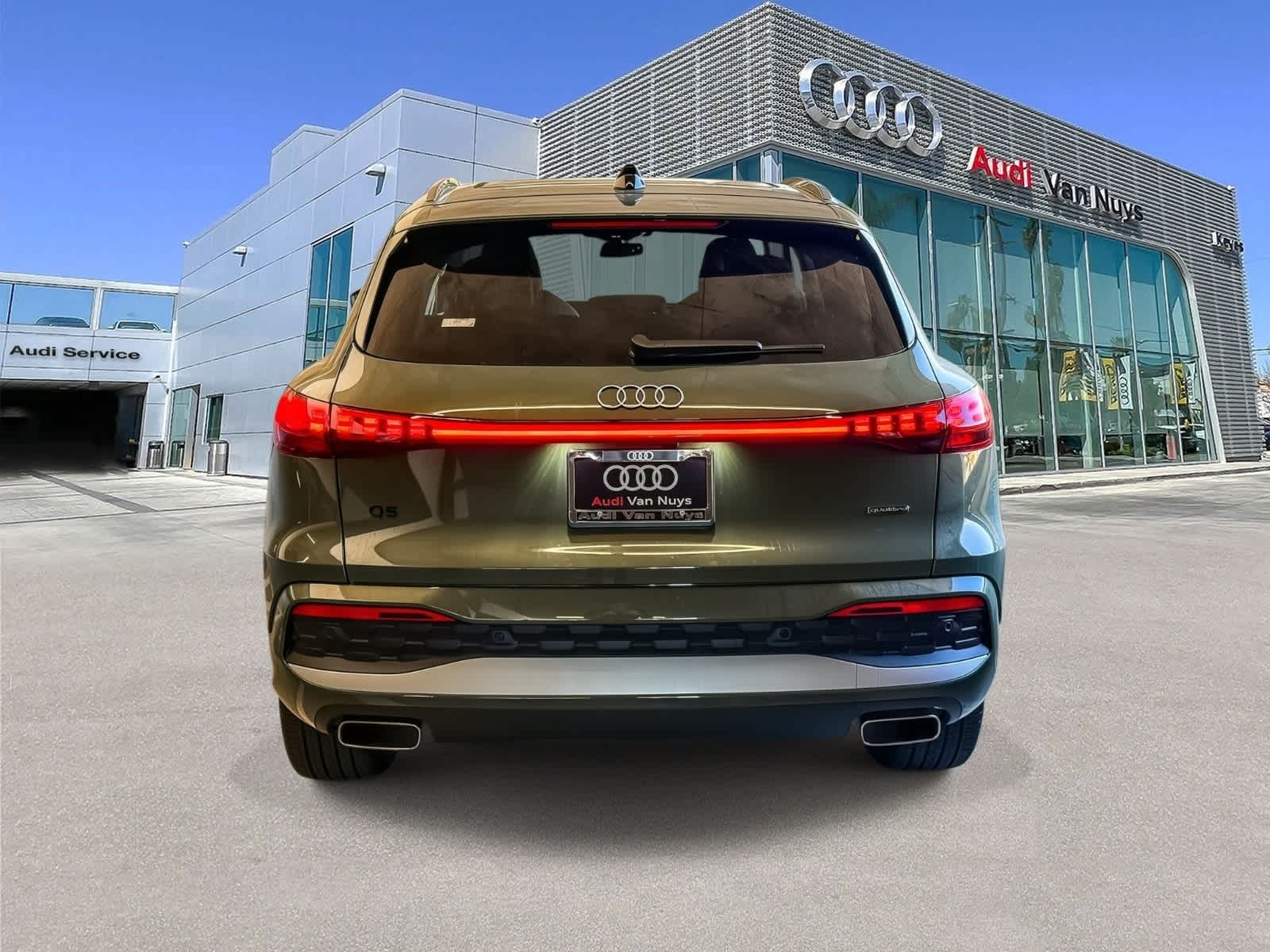 Thumbnail: 2025 Audi Q5 - 5