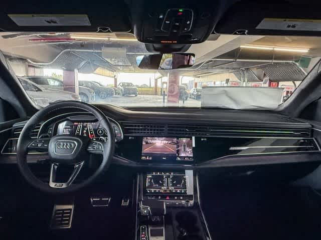 Thumbnail: 2025 Audi RS Q8 - 12