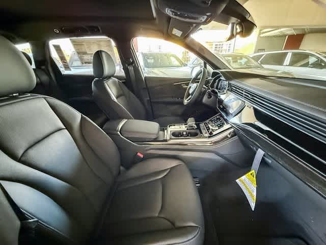 Thumbnail: 2025 Audi Q7 - 17