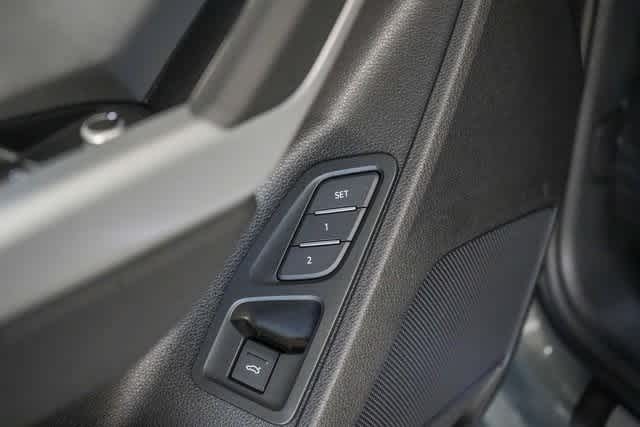 Thumbnail: 2025 Audi Q3 - 30