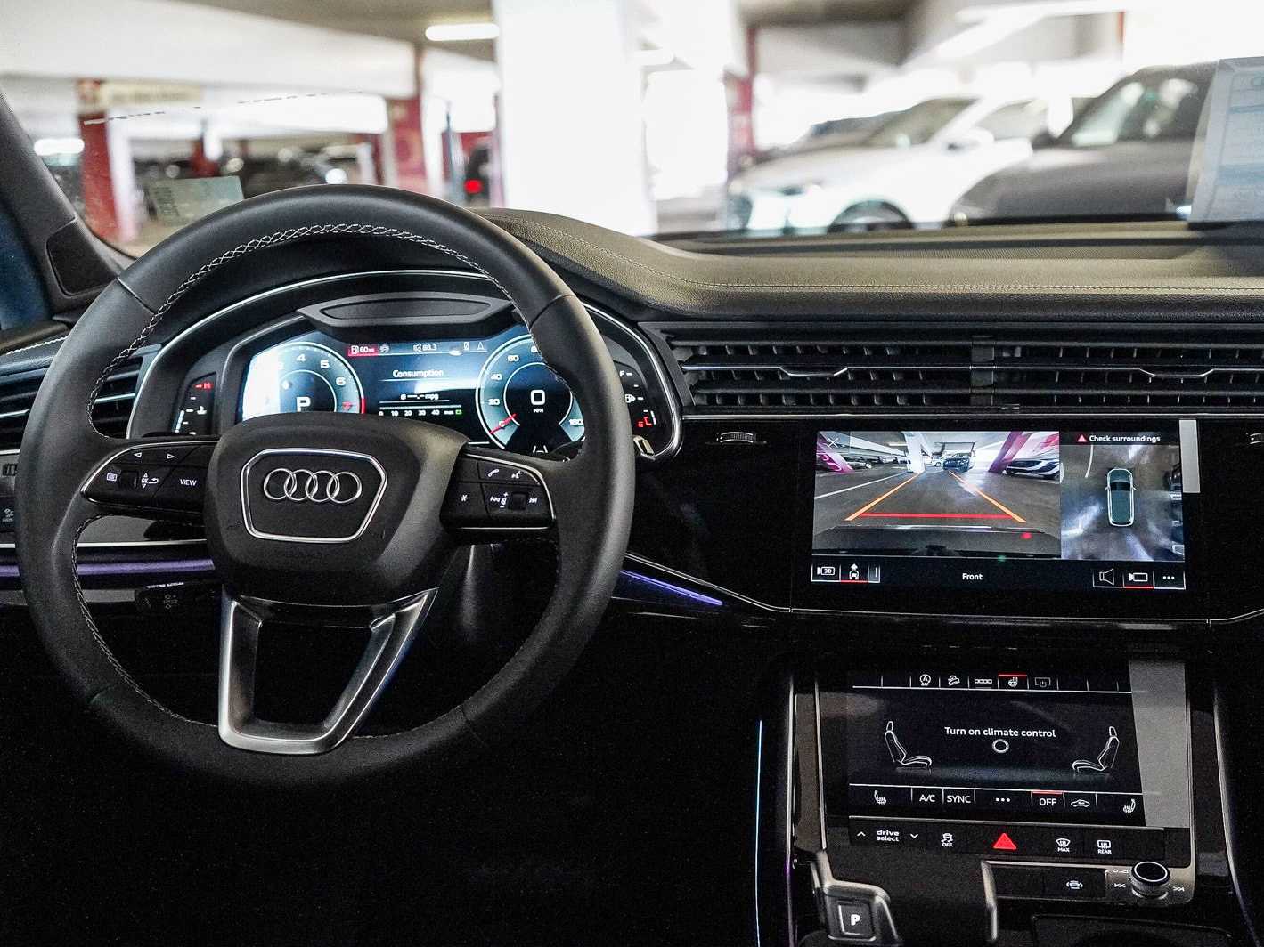 Thumbnail: 2026 Audi Q7 - 13