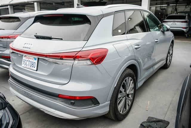Thumbnail: 2023 Audi Q4 e-tron - 4