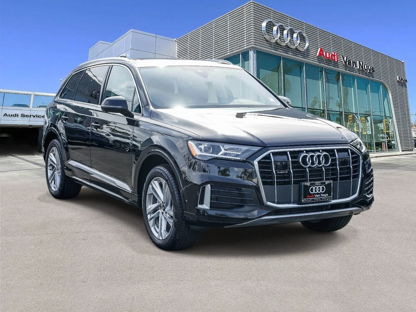 Thumbnail: 2023 Audi Q7 - 5