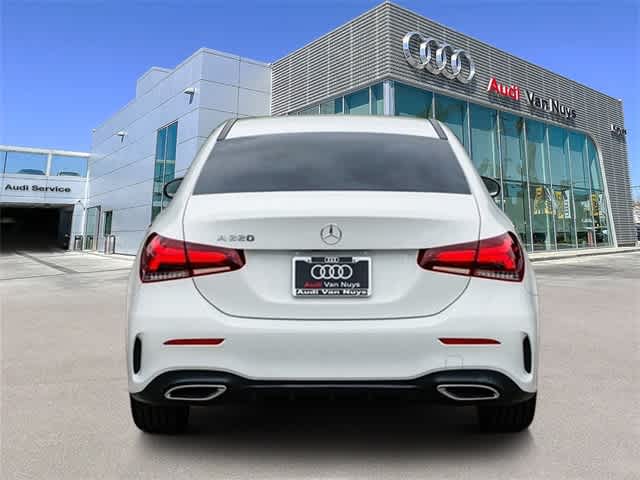 2022 Mercedes Benz A 220 photo 3