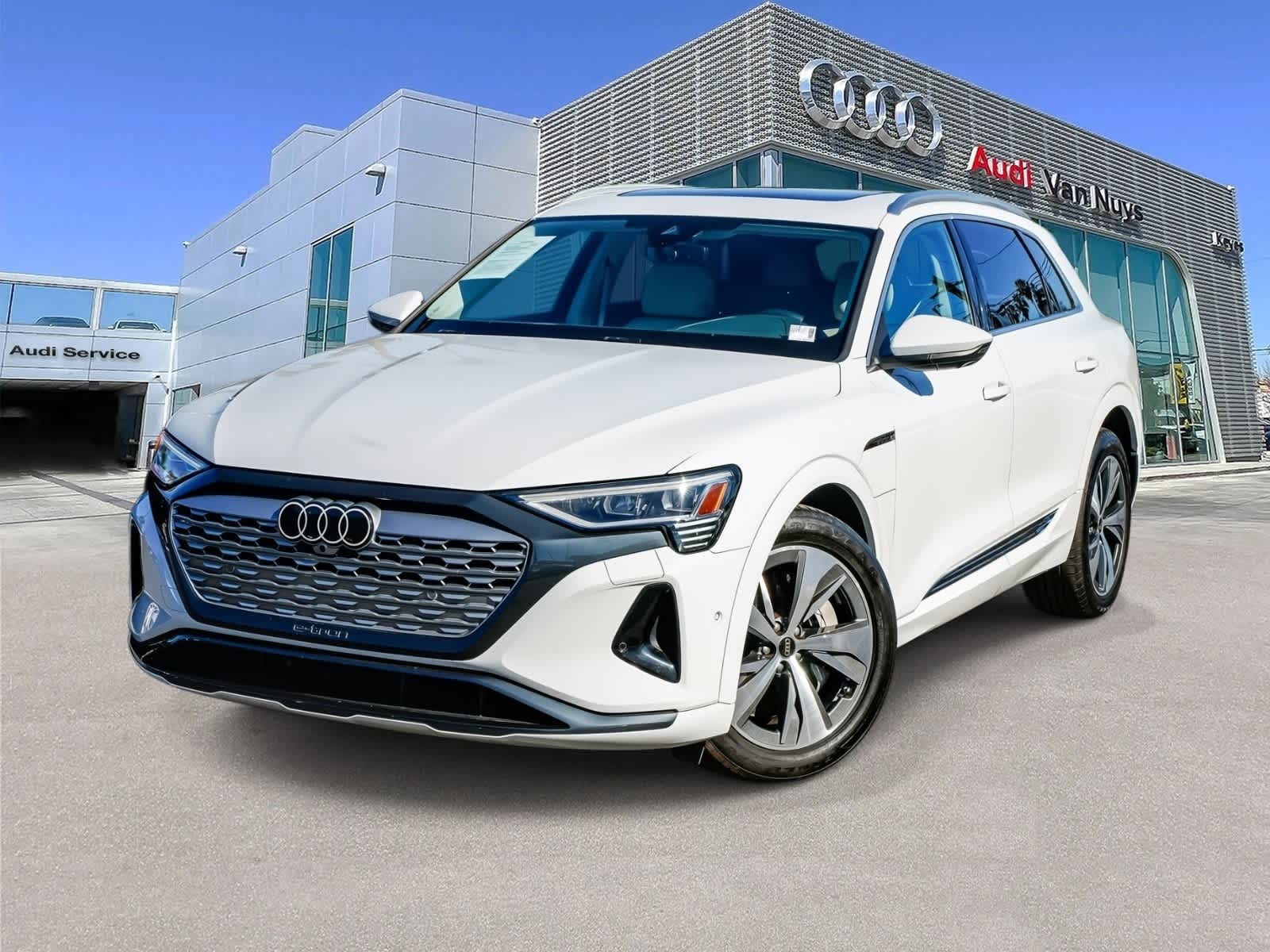 2024 Audi Q8 e-tron Premium Plus -
                  Sherman Oaks, CA