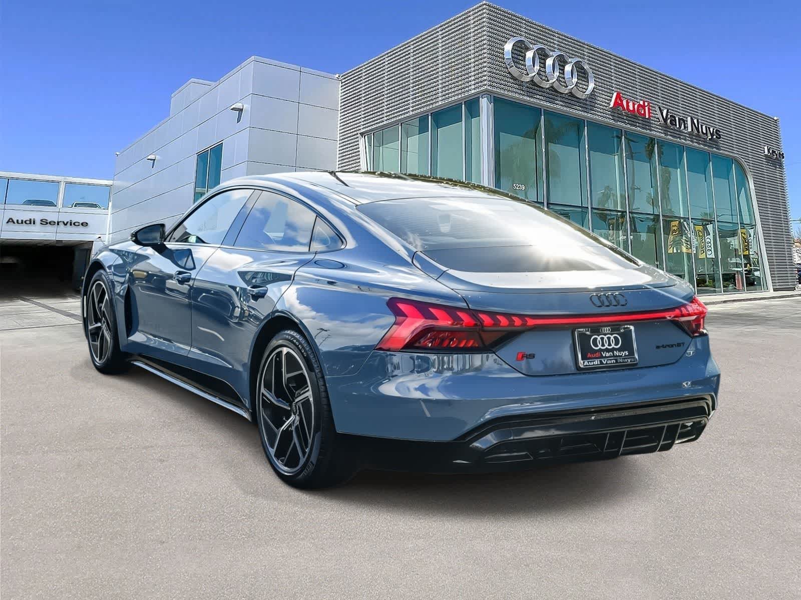 Thumbnail: 2024 Audi RS e-tron GT - 2