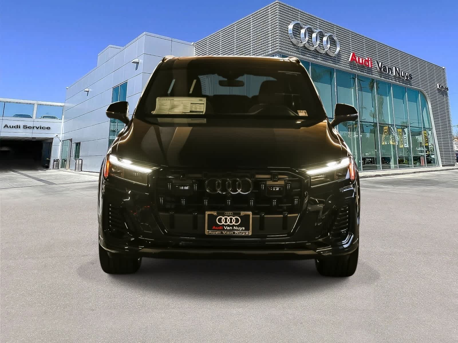 Thumbnail: 2026 Audi Q7 - 2