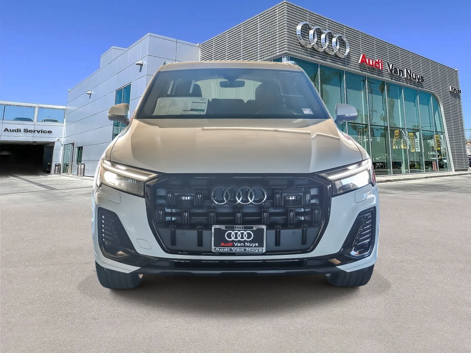 Thumbnail: 2026 Audi Q7 - 2