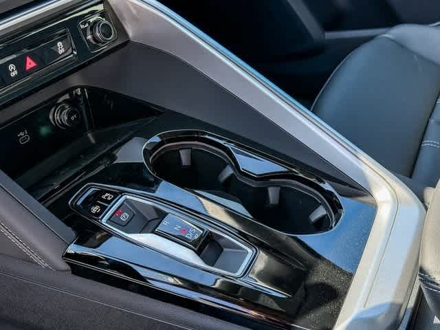 Thumbnail: 2025 Audi Q5 - 20