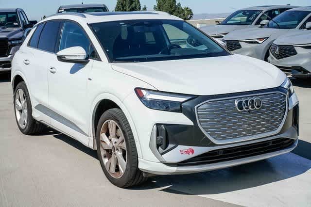Thumbnail: 2023 Audi Q4 e-tron - 5