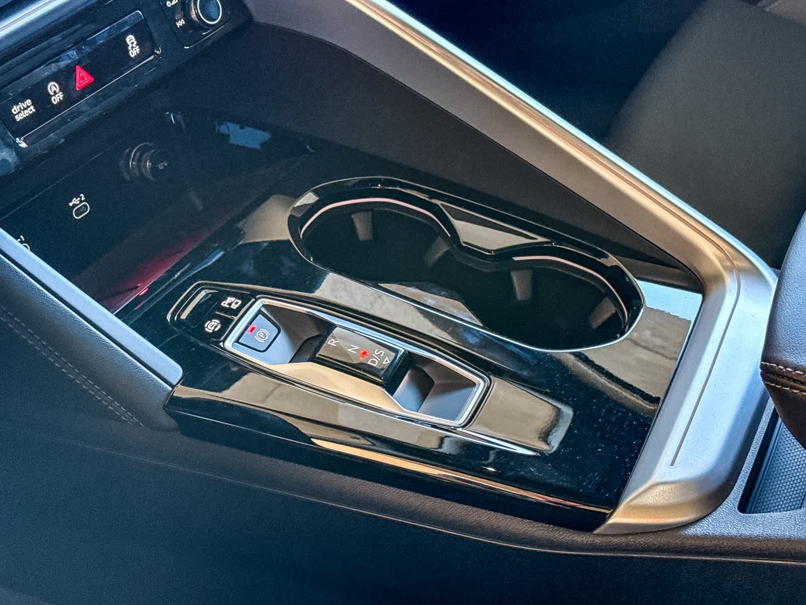 Thumbnail: 2025 Audi Q5 - 20